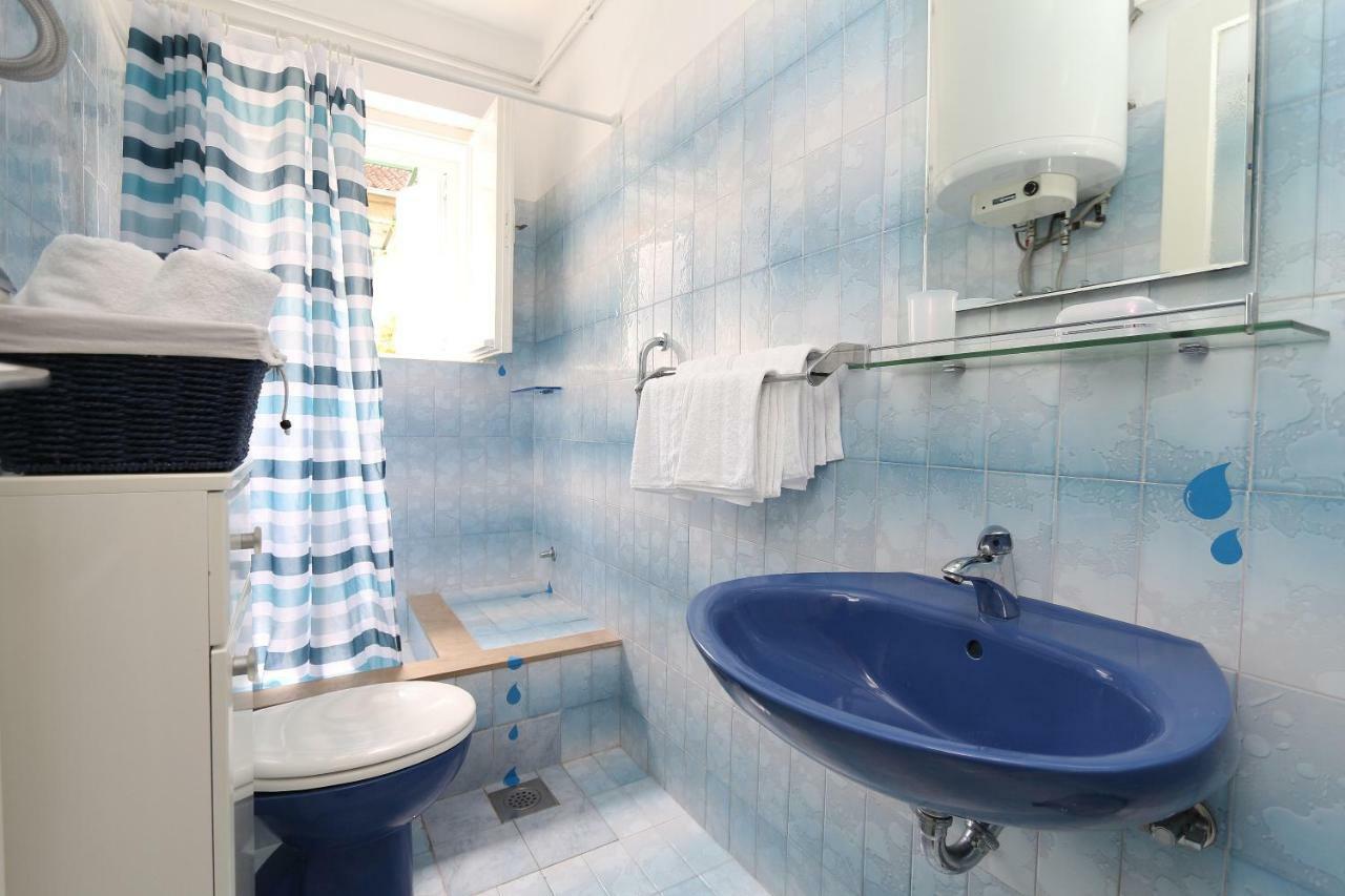 Apartments Nina Beach Makarska Kültér fotó